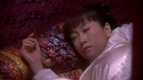 妻子以为丈夫又行了,一看地上鞋子,秒懂洞房的不是他