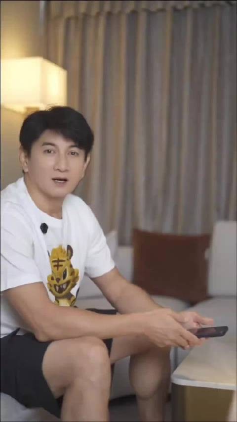 你好，萧十一郎吴奇隆！