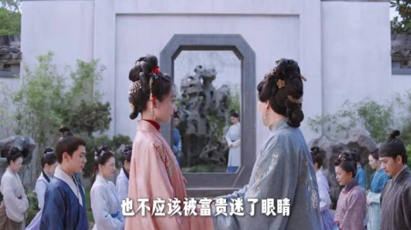 侯爷死后袁家三房欲夺产，绣茹凭一己之力办分家握家产
