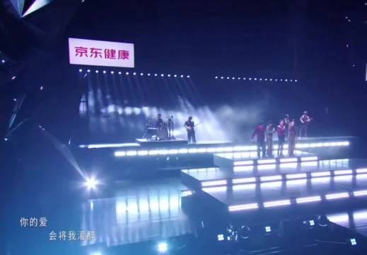 曾辉披哥一路逆袭每次公演都在进步