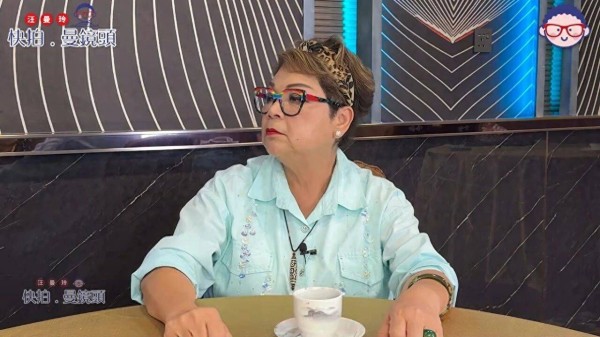 香港知名歌手主动找养老院,遭儿子强烈反对,老公六年前离世