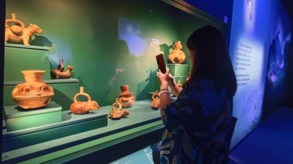 老少皆宜！申城演艺市场、文博大展点亮假日生活