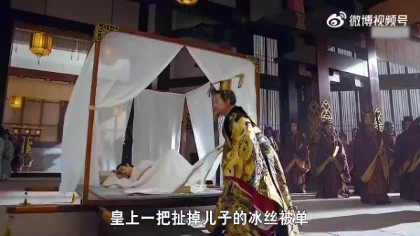 被嫌貌丑的和亲公主，掀开面纱那刻，将军看呆了