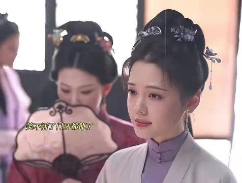 笑不活了！大战一场三弟媳把门牙都嗑没了