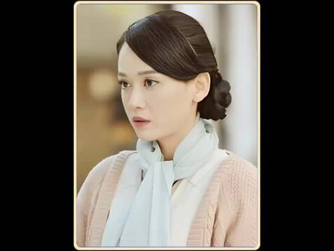 帮派大佬倒追乡下女孩,不料女孩却不领情