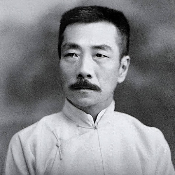 鲁迅和胡适，谁对中国的影响更大？