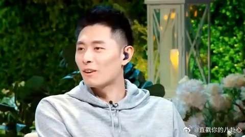 张嘉倪跳伞,亚洲醋王买超不让,6字说出原因,全场爆笑不止