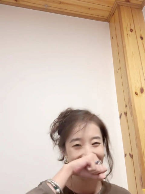 下回再给你们分享点我的神奇经历,晚安
