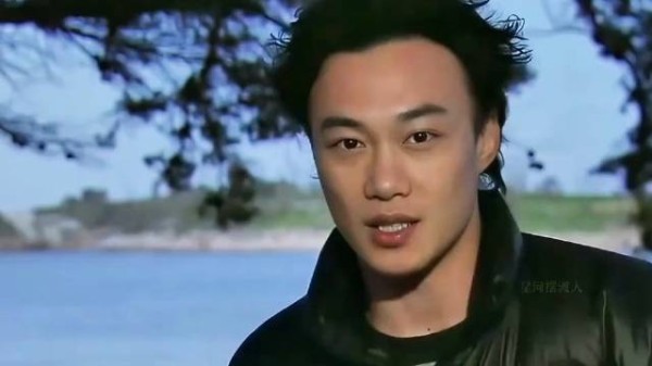 《富士山下》深度解读 你喜欢一个人就一定要拥有吗？