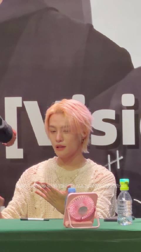 261008 KMS成都线下签售 保镖大哥好宠吧 cr Y10-08E 资源 瓶子