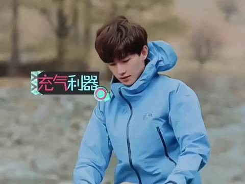 2026杨洋花少迎来了自己的宣发期!此男就这样萌萌的路过所有一争吵