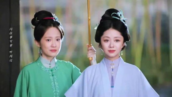 小别胜新婚,兰香如今的眼神也是拉丝!
