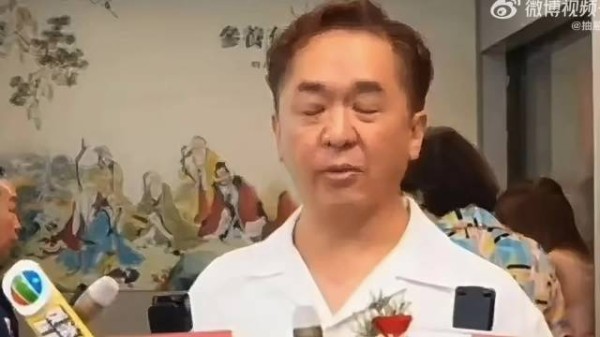 邓兆尊回应梅艳芳骨灰被盗
