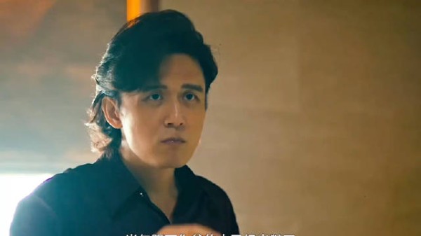 看似弱不禁风的老太婆 没想到这么能打