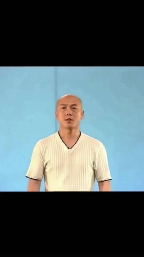 “伞森步”的极致反差 一步就闪到我心里面啦