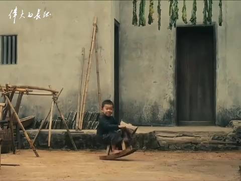 万茜为演养老院保姆赴养老院学照护失能老人