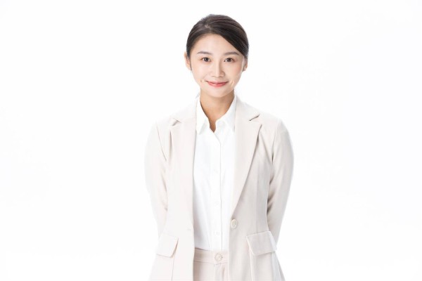 中年夫妻还能一起逛菜场、散步、聊闲天,说明感情没被日子磨平,婚外情人学不来