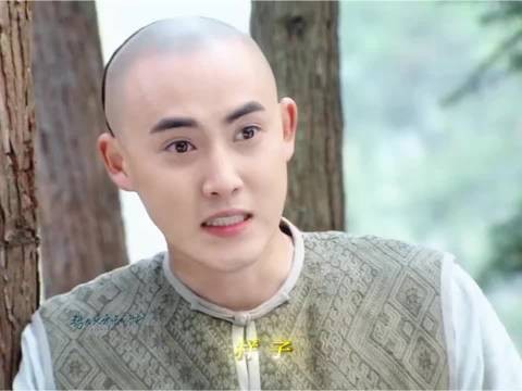 张睿忆快本首秀 何炅主动举荐