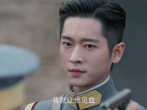 不愧是父子啊，这两人对付手下的招数都是一样的！