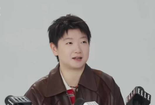 孙颖莎采访吐露心愿，想打卡拍照看电影