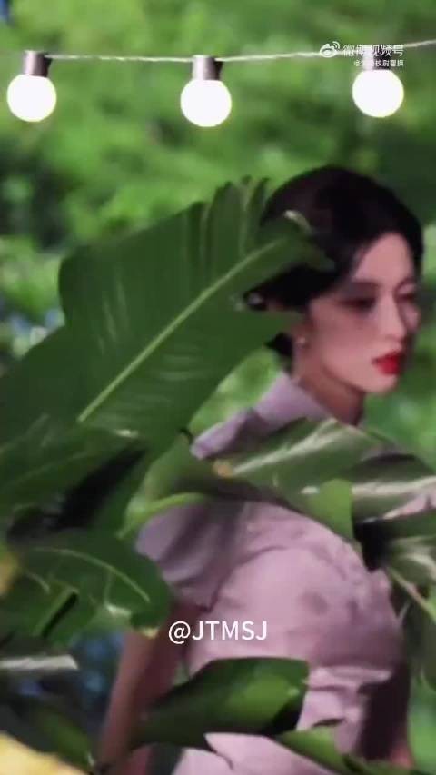 “烟雨入江南”第一次看到王楚然穿旗袍，太美了