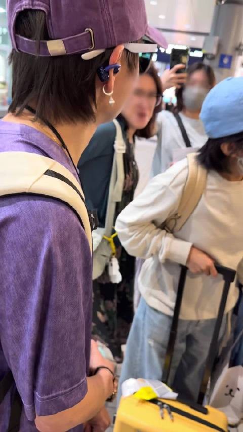 姐姐你会饭撒吗? 我不会但可以学 然后转头趁我不注意就饭撒了