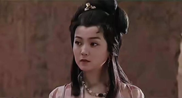 李世民与武媚娘 | “ 苍老的巨龙身边出现了一只聪慧的小凤雏 ”