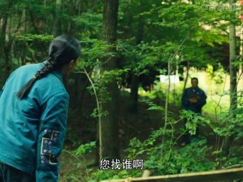 城里父亲来见女儿,看到是这种生存环境心疼 得掉眼泪