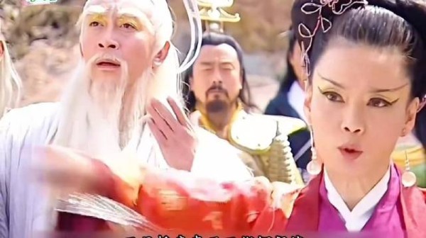成魔后的阴尸王法力倍增，横扫三界，所向披靡！