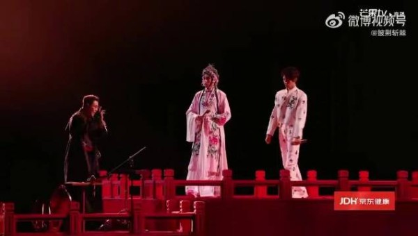 唐九洲回应在梅边舞台 跳出舒适区大胆尝试国风