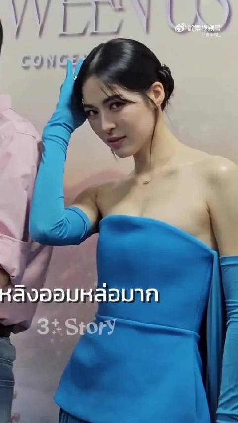 邝玲玲曼谷演唱会第二天 好好看的妆造 邝邝穿蓝色太美了