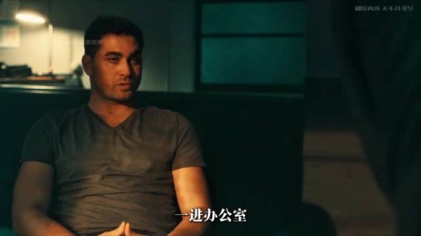 杀手被捕威胁重案组长限时2小时获释 组长审讯室灭口伪造成拒捕反杀