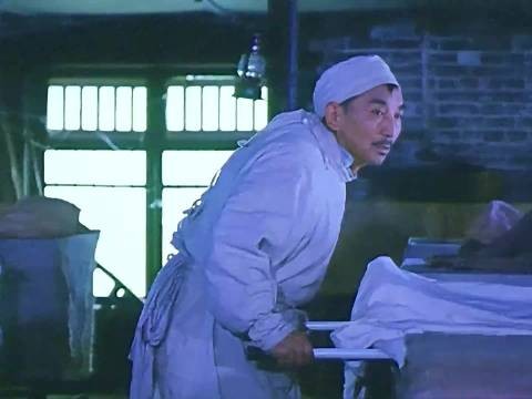 男人心脏长错了位置,竟意外牵出暗藏敌特的暴力阴谋