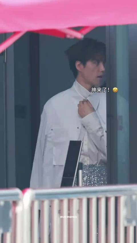阿云嘎披哥五公爱河850票夺第一