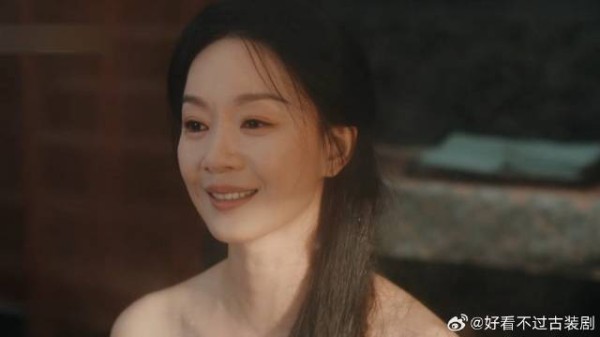 干娘的身上全是伤疤,荣善宝眼底有泪很心疼!