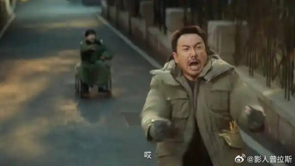 儿子坐轮椅滑下坡 沈腾还在自我陶醉，马丽发飙骂人