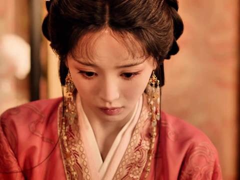 魏娆被迫冲喜，其母怒斥太后老妖妇