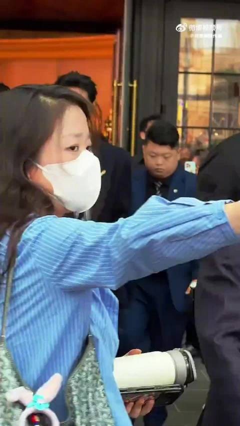 肖战2026巡演官方周边价格未公布 首波预售明日开启
