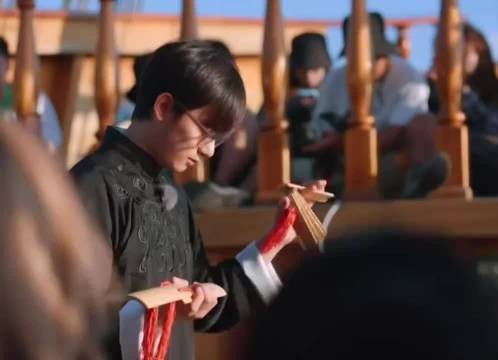 花少团里温暖担当遇事沉稳，默默出力，难怪被叫做史上最强小弟！