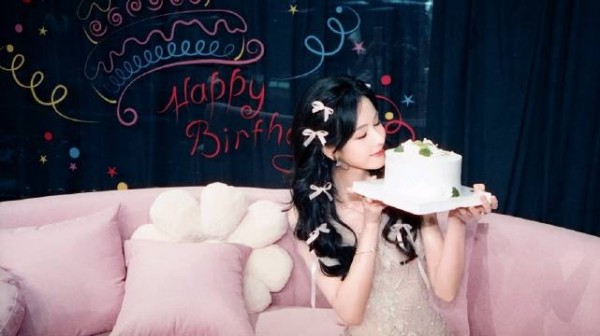 陈都灵生日会vlog发布，嘟嘟感谢小铃铛陪伴