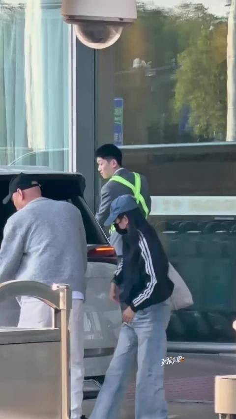 杨幂造型似真人版小手办，软萌精致少女感拉满