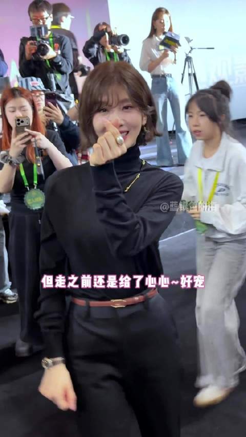有求必应的刘诗诗，心软软~！ 刘诗诗醉梦电视剧醉梦宠粉