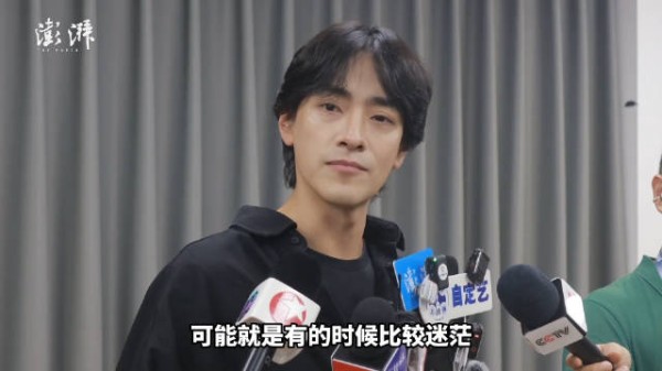 上海国际艺术节每日一聊|北京人艺这版《哈姆雷特》为何选郑云龙?