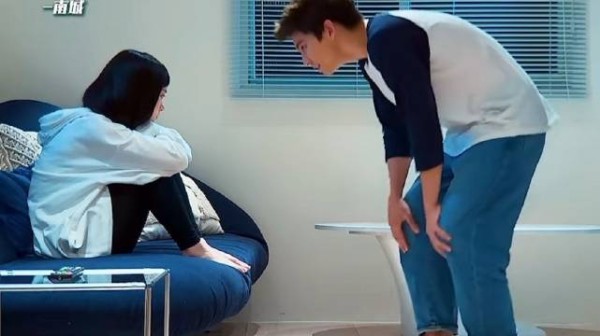 男主被女孩真诚打动接纳相处要求憧憬纯粹感情