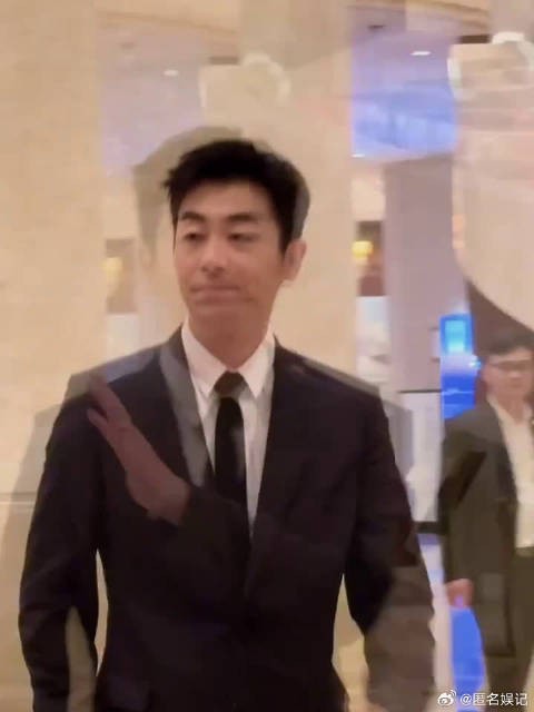要是TF老boys能在披哥凑齐就爽了,先从李光洁拿下朱亚文开始