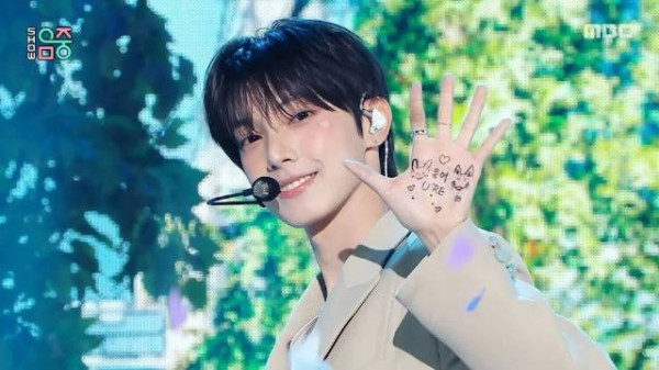 261017 FLARE U – Bloom @ 音乐中心