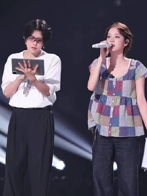 欧阳娜娜虽然没啥感情但是音色无敌 欧阳娜娜