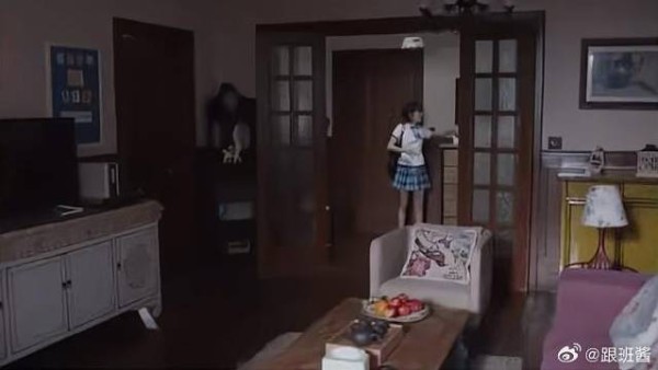 林妙妙生日,以为父母忘了,父母竟早已装扮好房间