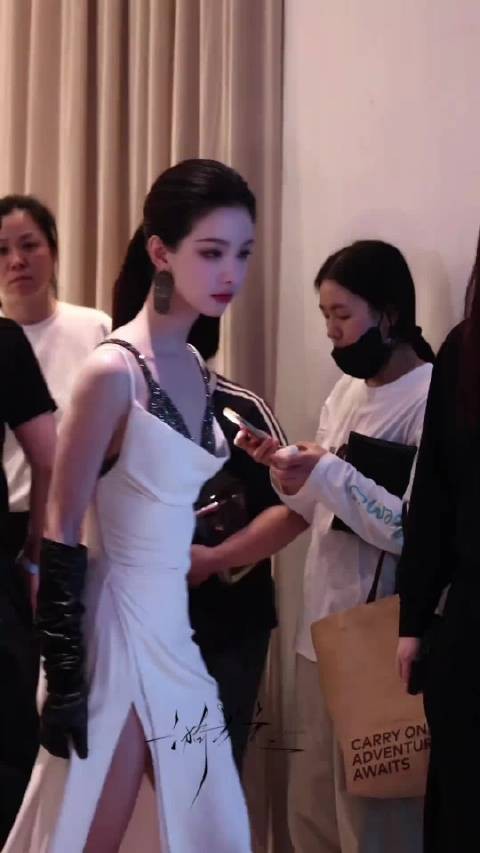 陈都灵线下活动也太美了