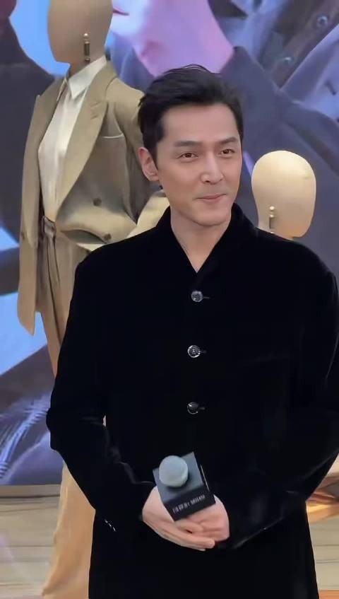 胡歌袁泉言承旭袁弘内娱中生代同框
